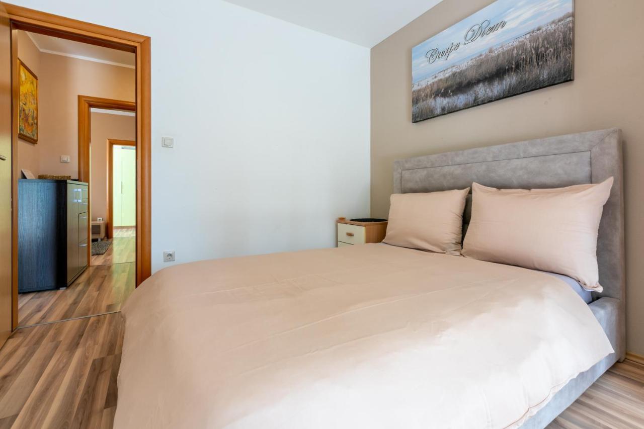 Family Heritage Apartma *